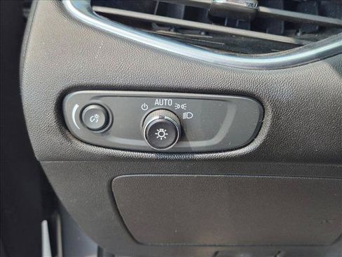 Used 2023 Chevrolet Malibu LT FWD image 14