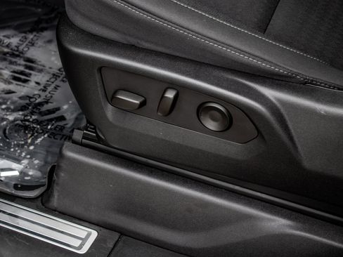 Used 2023 Chevrolet Silverado 1500 RST image 25