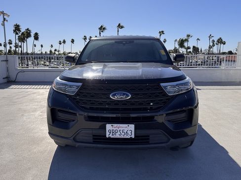 Used 2021 Ford Explorer 4WD image 2