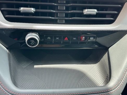 New 2026 Ford Explorer Active w/ Active Comfort Package RWD image 29