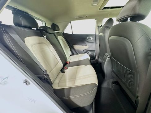 Certified 2023 Hyundai Venue SEL w/ Cargo Package FWD image 29