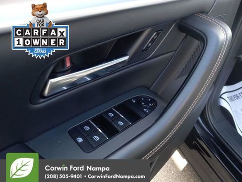 Used 2025 MAZDA CX-90 3.3 Turbo w/ Preferred Package AWD/4WD image 11