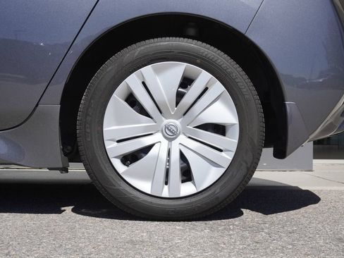 Used 2025 Nissan Leaf S FWD image 33