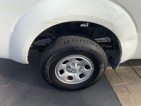 Used 2018 Nissan Frontier S RWD image 7