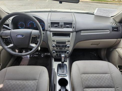 Used 2012 Ford Fusion SE FWD image 8