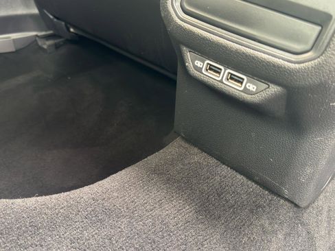 Used 2021 Volkswagen Passat 2.0T SE image 37