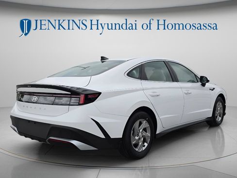 New 2026 Hyundai Sonata SE FWD image 4