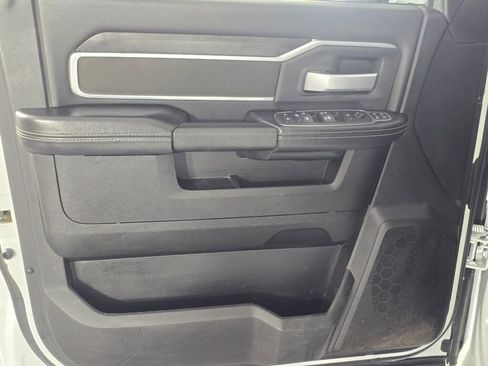 Used 2024 RAM 2500 Big Horn image 21