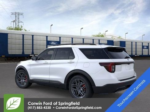 New 2026 Ford Explorer ST-Line image 4