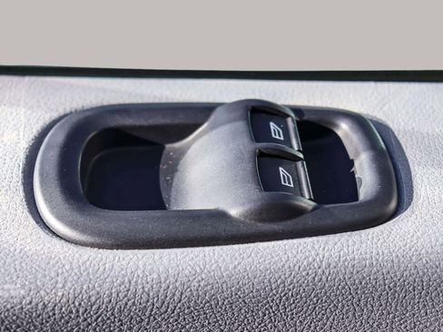 Used 2019 Ford Transit 250 148 Low Roof image 16