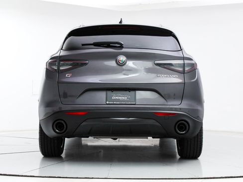 Used 2026 Alfa Romeo Stelvio Sprint w/ Convenience Package AWD/4WD image 4