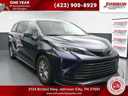 Used 2024 Toyota Sienna LE