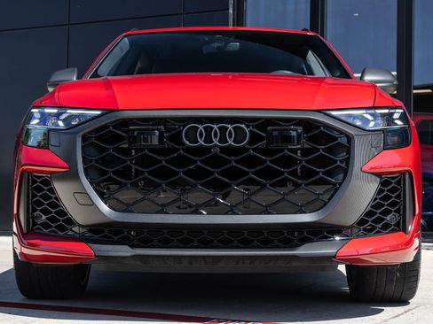 Used 2025 Audi RS Q8 performance AWD/4WD image 4