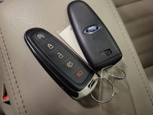 Used 2017 Ford Escape Titanium w/ Equipment Group 301A image 16