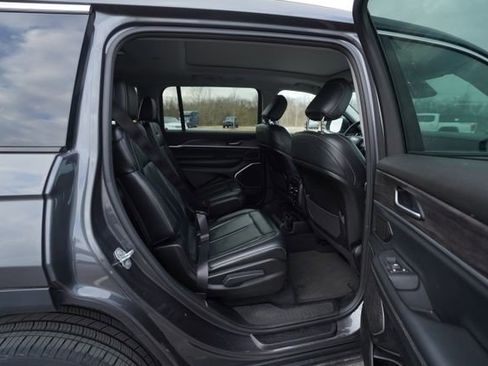 Used 2022 Jeep Grand Cherokee L Limited image 22