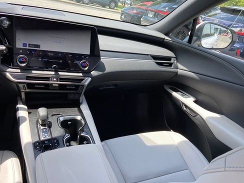 Used 2023 Lexus RX 350 Premium w/ Cold Area Package AWD/4WD image 16