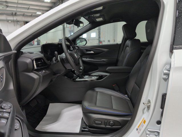 New 2026 Buick Envista Sport Touring w/ Convenience I Package FWD image 11
