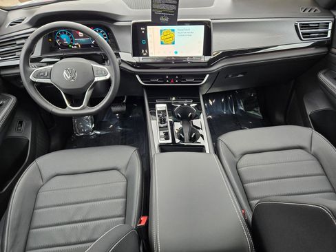 New 2026 Volkswagen Atlas Cross Sport SEL image 9