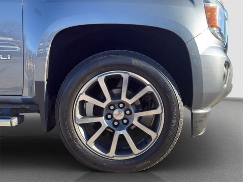 Used 2019 GMC Canyon Denali image 19