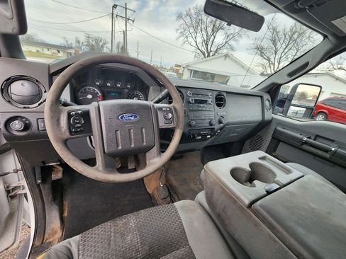 Used 2011 Ford F250 XL w/ PWR Equipment Group image 13