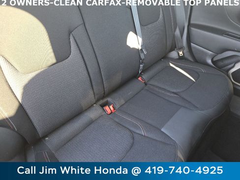 Used 2016 Jeep Renegade 75th Anniversary image 20