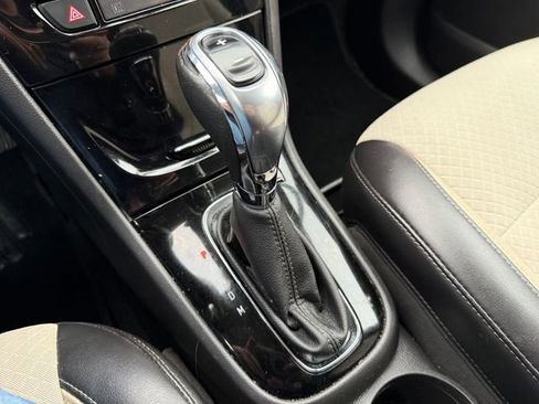 Used 2019 Buick Encore Preferred image 28