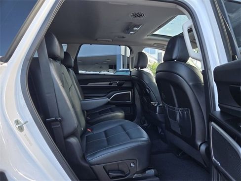 Used 2021 Kia Telluride EX w/ EX Premium Package image 19