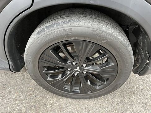 Used 2019 Mitsubishi Eclipse Cross LE image 20