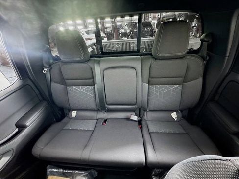 New 2026 Nissan Frontier SV w/ SV Convenience Package image 25