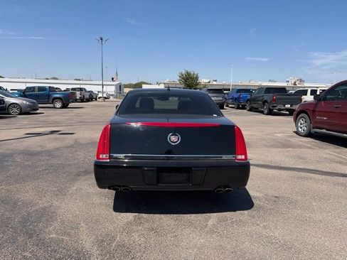 Used 2006 Cadillac DTS Performance FWD image 6