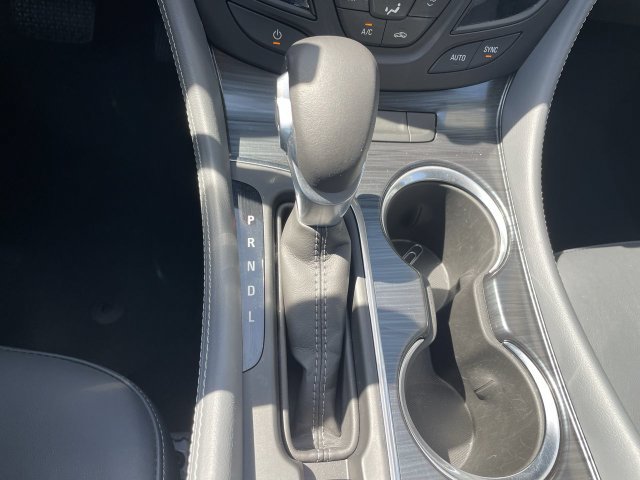 Used 2019 Buick Envision Essence FWD image 16