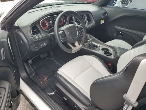 Used 2023 Dodge Challenger SRT Hellcat RWD image 13