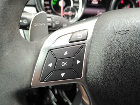 Used 2015 Mercedes-Benz GL 63 AMG 4MATIC image 42