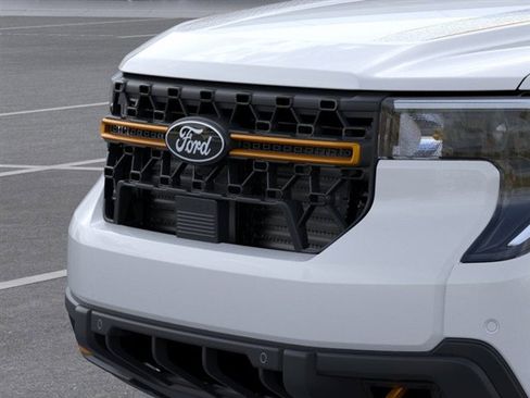 New 2025 Ford Maverick Tremor image 18