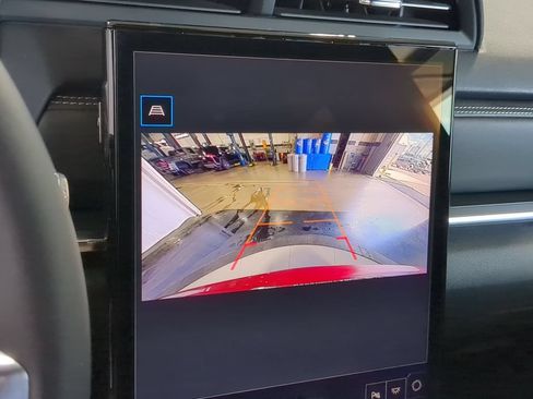 Used 2025 GMC Terrain Elevation FWD image 33