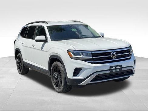 Certified 2023 Volkswagen Atlas SE AWD/4WD image 3