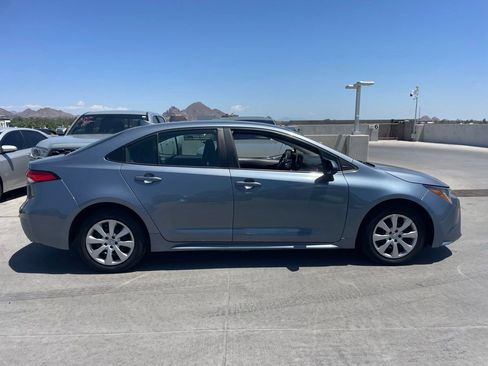 Used 2024 Toyota Corolla LE FWD image 3