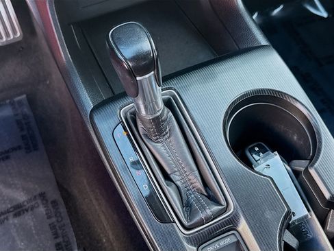 Used 2023 Honda Civic Sport image 15