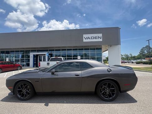 Used 2023 Dodge Challenger R/T w/ Blacktop Package RWD image 3