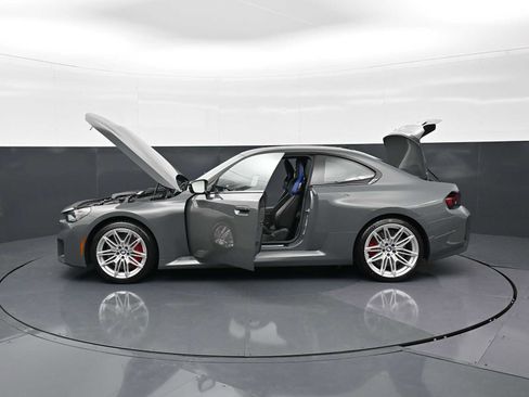 Used 2025 BMW M2 w/ Lighting Package image 37