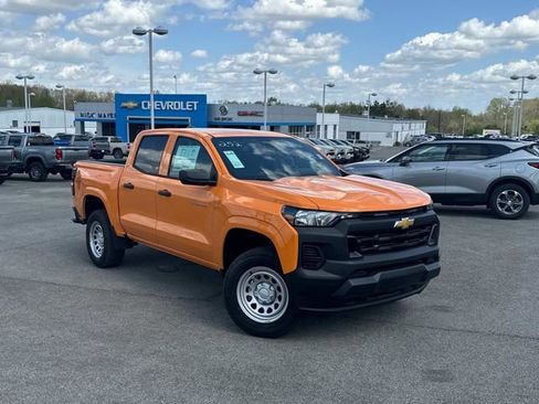 New 2026 Chevrolet Colorado W/T AWD/4WD image 2