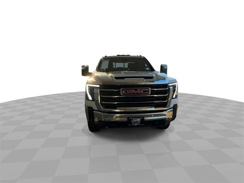 Certified 2024 GMC Sierra 2500 SLT w/ SLT Premium Package image 3