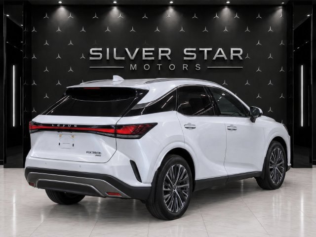 Used 2024 Lexus RX 350 w/ Convenience Package AWD/4WD image 3