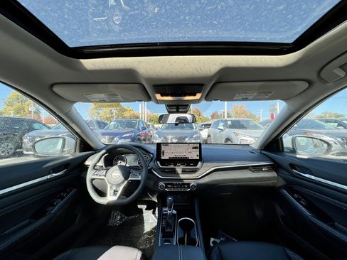 Certified 2025 Nissan Altima 2.5 SL image 22