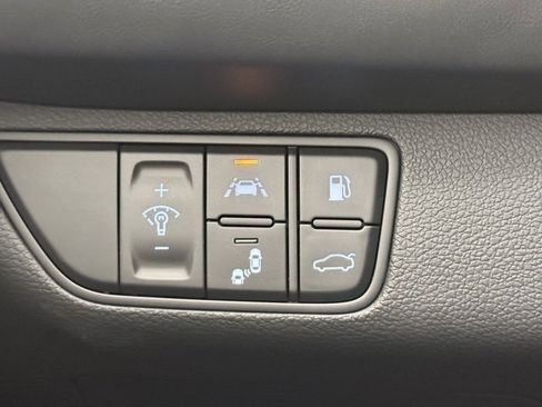 Used 2019 Genesis G70 2.0T Advanced w/ Elite Package image 33