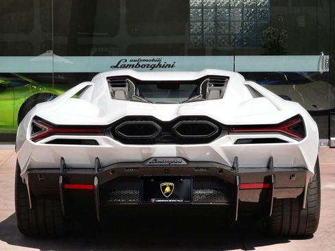 Used 2024 Lamborghini Revuelto AWD/4WD image 4