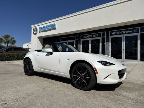 New 2026 MAZDA MX-5 Miata Grand Touring image 23