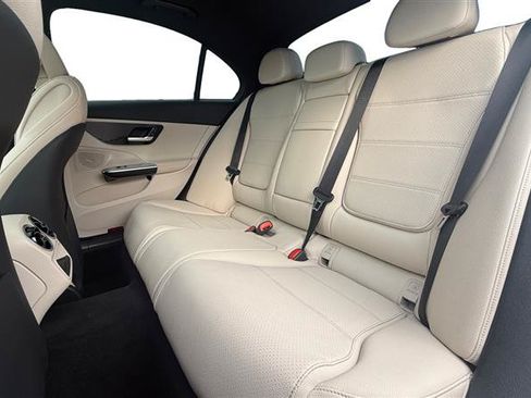 Used 2024 Mercedes-Benz C 300 Sedan image 16