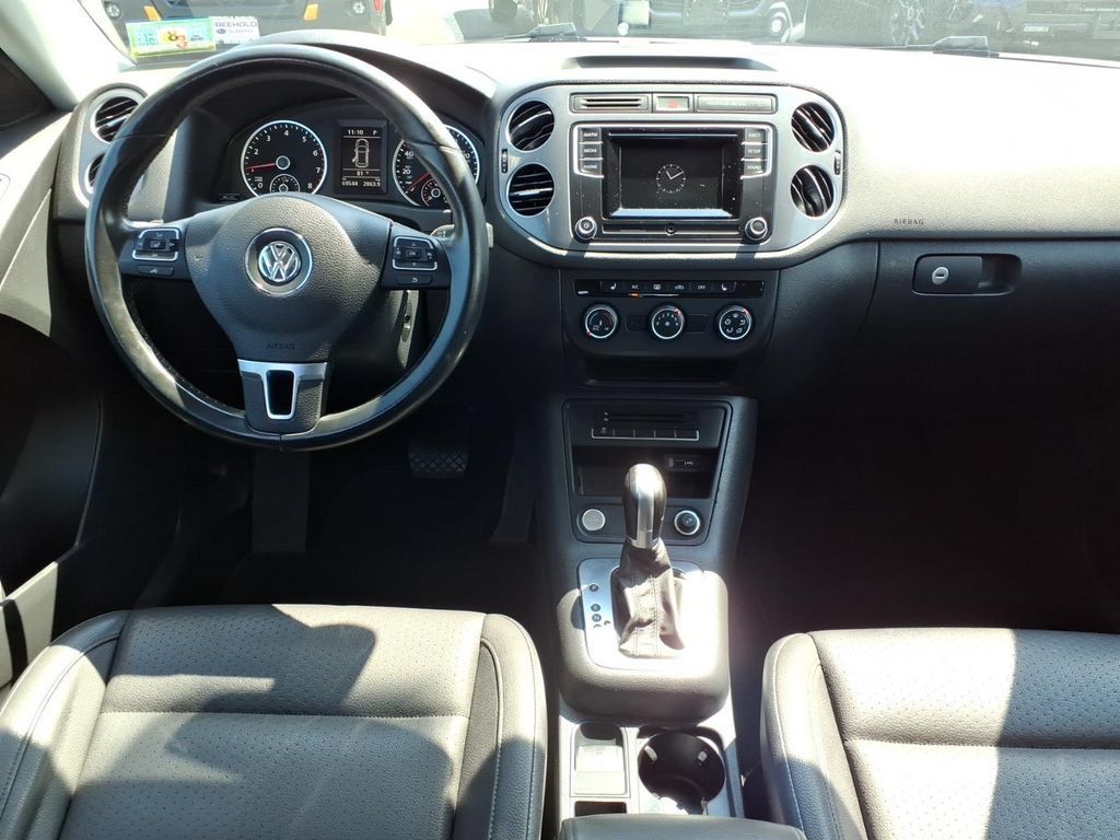 Used 2016 Volkswagen Tiguan S FWD image 14