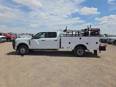 New 2025 Ford F350 XL w/ XL Chrome Package image 2